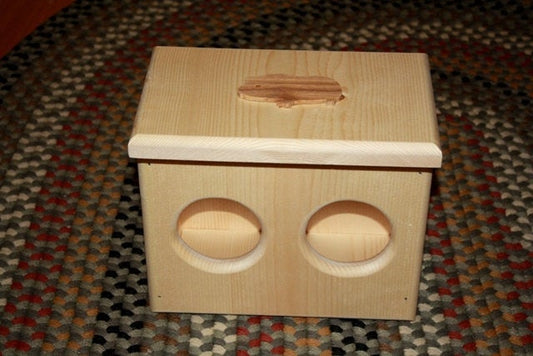 Mini Bunny/Chinchilla/ guinea pig Hay Feeder
